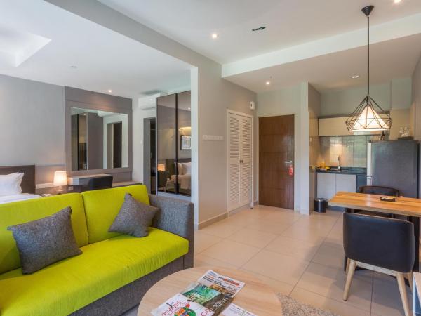 Meru Suites at Meru Valley Resort : photo 2 de la chambre studio avec balcon 