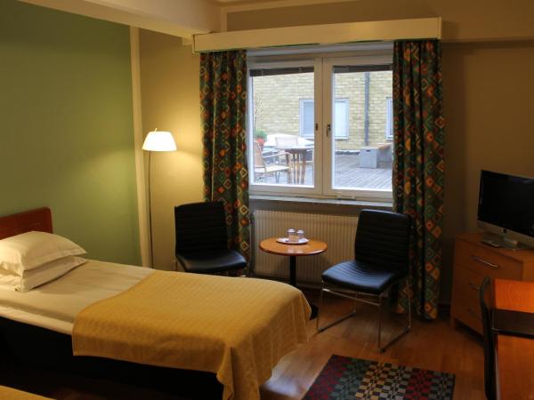 Teaterhotellet : photo 7 de la chambre chambre lits jumeaux