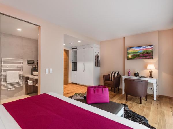 Hotel dasMEI : photo 3 de la chambre chambre lits jumeaux/double avec balcon - almrose