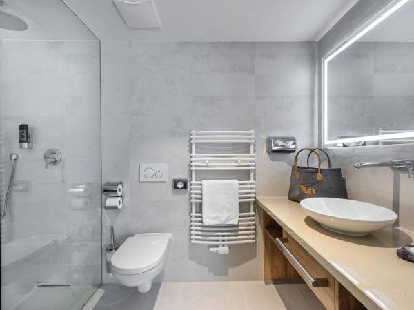 Hotel dasMEI : photo 7 de la chambre chambre double avec balcon - eisvogel