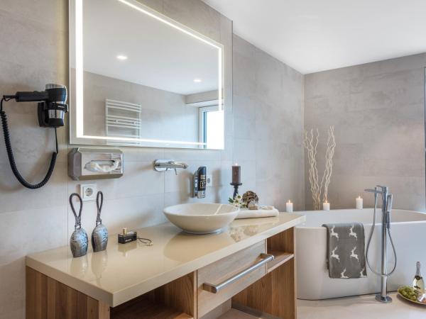 Hotel dasMEI : photo 3 de la chambre suite tirol