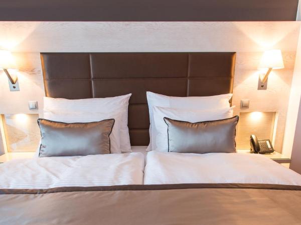 Aura Hotel Adults Only : photo 4 de la chambre chambre deluxe