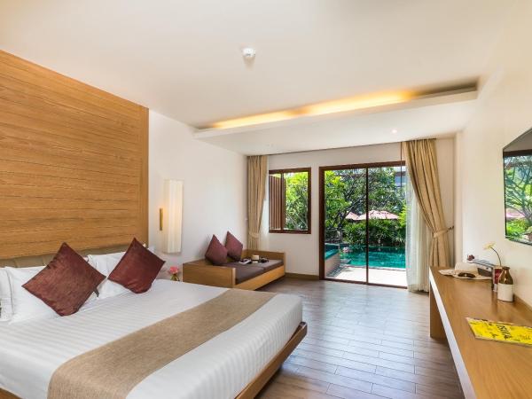 Ayrest Hua Hin Hotel : photo 4 de la chambre chambre de luxe avec accès à la piscine et baignoire spa