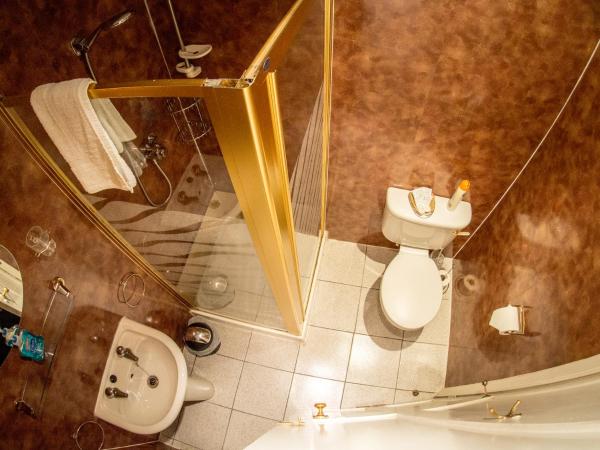 Corstorphine Lodge Hotel : photo 3 de la chambre chambre triple