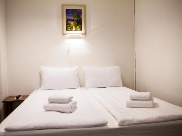 Hotel Expo Stockholm : photo 5 de la chambre chambre double sans fenêtre