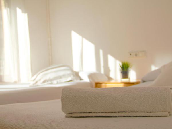 Roomin Hostel : photo 3 de la chambre chambre lits jumeaux