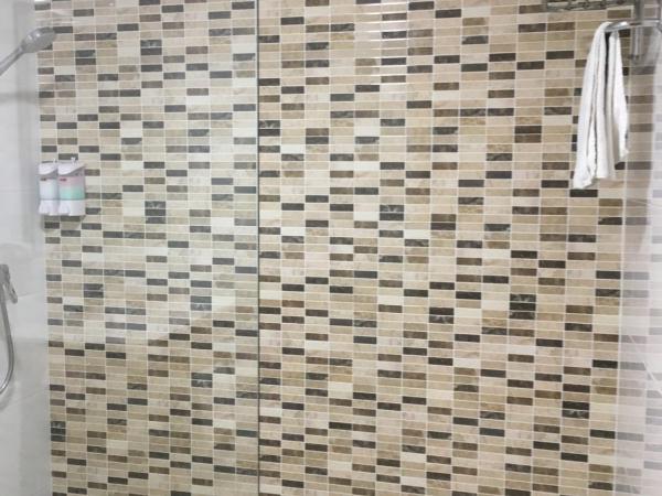 Hostal Mont Royal : photo 4 de la chambre chambre double deluxe avec balcon