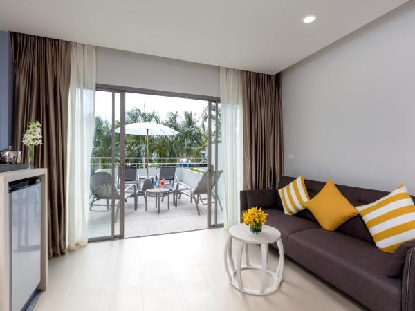 X10 Khaolak Resort : photo 7 de la chambre chambre triple de luxe - aile familiale