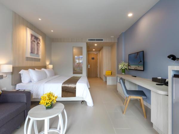 X10 Khaolak Resort : photo 5 de la chambre chambre double ou lits jumeaux de luxe - accès à la piscine - aile plage