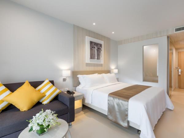 X10 Khaolak Resort : photo 5 de la chambre chambre double ou lits jumeaux de luxe - vue sur piscine - aile plage