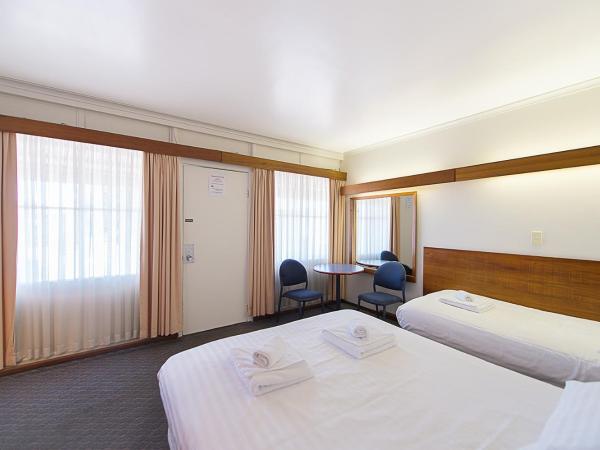 Blue Hills Motel : photo 3 de la chambre chambre lits jumeaux Économique