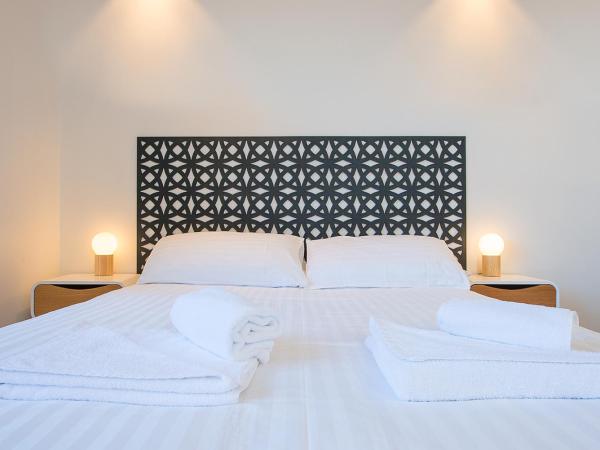 Blue Hills Motel : photo 3 de la chambre chambre lit queen-size