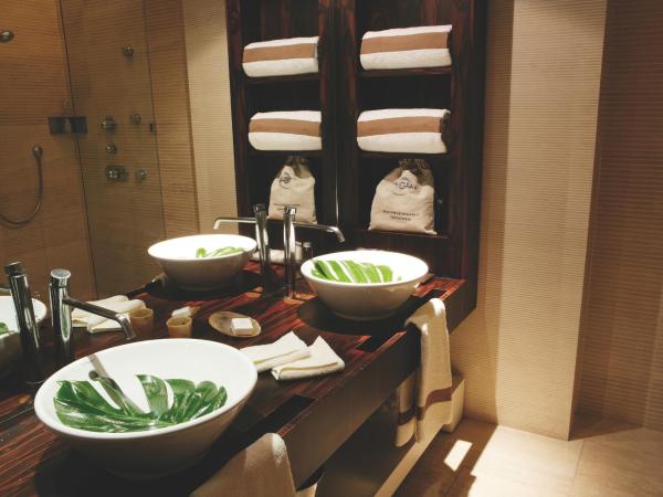 Sina The Gray : photo 6 de la chambre chambre lit king-size