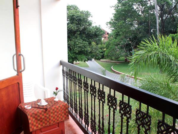 Bolgatty Palace & Island Resort : photo 1 de la chambre chambre avec vue sur port de plaisance