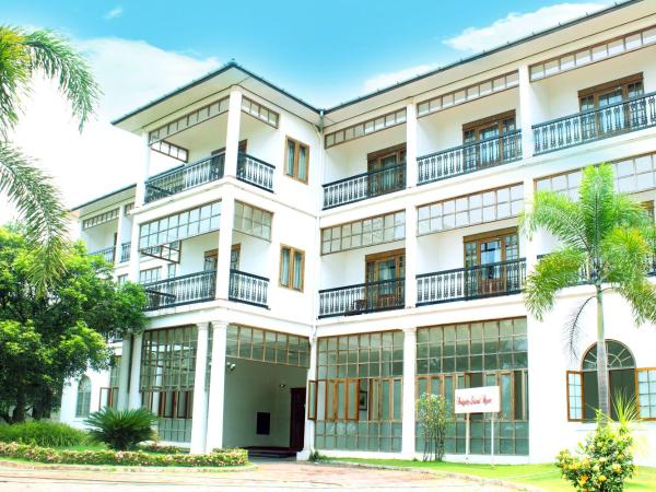 Bolgatty Palace & Island Resort : photo 2 de la chambre chambre avec vue sur port de plaisance