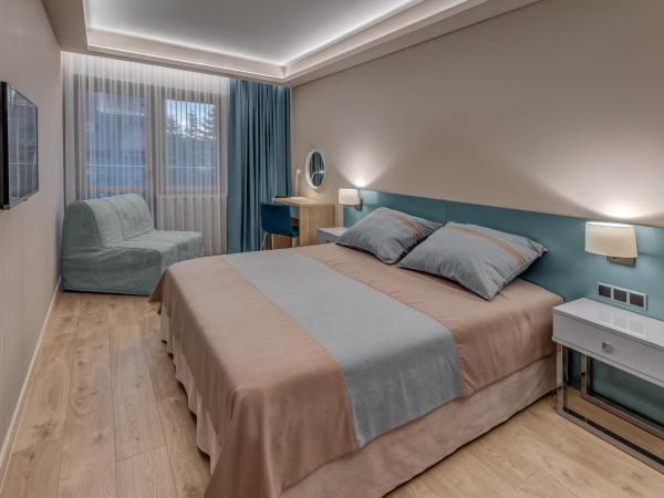 Villa Wierchy : photo 6 de la chambre chambre double supérieure avec terrasse - vue sur montagne