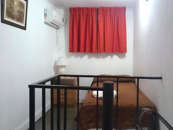 Hagoth Hostel : photo 9 de la chambre chambre simple avec salle de bains privative