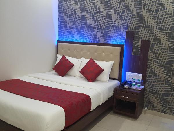 Hotel Sanjary Palace : photo 5 de la chambre chambre double deluxe