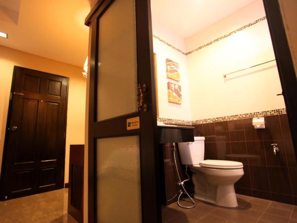 At Home At Chiang Mai : photo 6 de la chambre chambre lits jumeaux standard