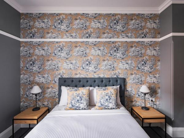 The North Sydney Hotel : photo 1 de la chambre chambre lit queen-size avec salle de bains commune 