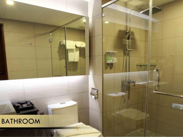 Symphony Suites Hotel : photo 1 de la chambre room #53781011