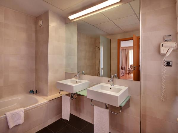 U Hotel Villa-Gomá : photo 3 de la chambre chambre double deluxe