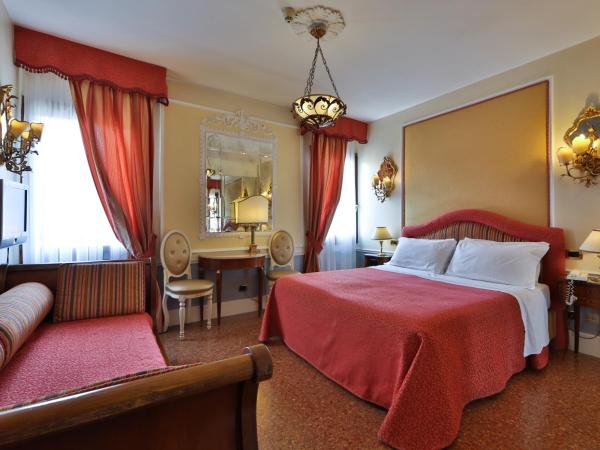 Hotel Arlecchino : photo 4 de la chambre chambre triple