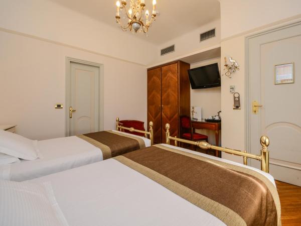 Hotel Vittoria : photo 4 de la chambre chambre lits jumeaux supérieure