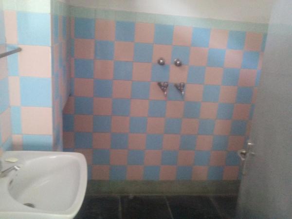 Hotel Ramnivas : photo 4 de la chambre family four bedroom with fan