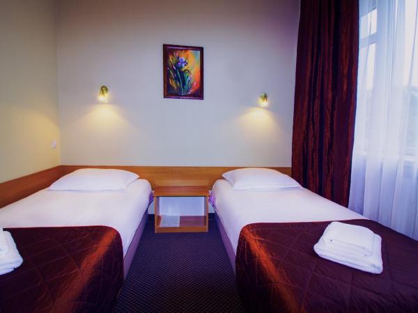 HotelsLublin : photo 5 de la chambre chambre double ou lits jumeaux