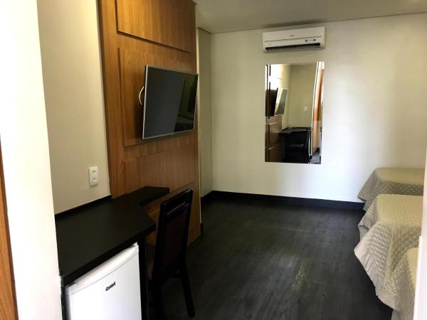 Hotel Grand Barão : photo 2 de la chambre chambre lits jumeaux