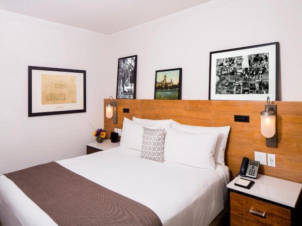AT&T Hotel & Conference Center : photo 4 de la chambre chambre lit king-size