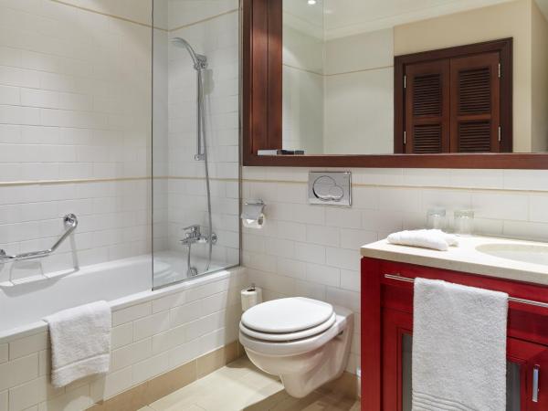 Corinthia Budapest : photo 4 de la chambre résidence deluxe avec accès au spa royal