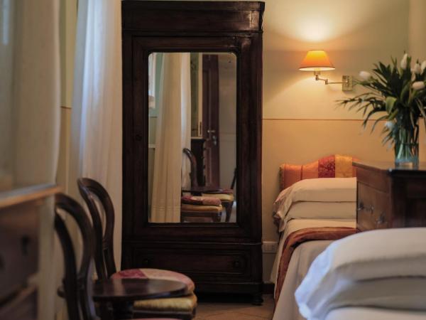 Hotel Villa Liana : photo 4 de la chambre deux chambres communicantes - annexe