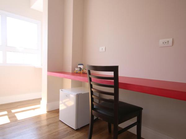 Ez Aclimação Hotel : photo 2 de la chambre studio supérieur avec 1 lit double