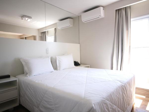 Ez Aclimação Hotel : photo 7 de la chambre studio supérieur avec 1 lit double
