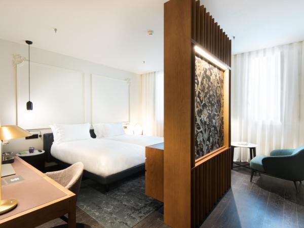 Hotel Mercer Sevilla 5 GL : photo 5 de la chambre suite junior