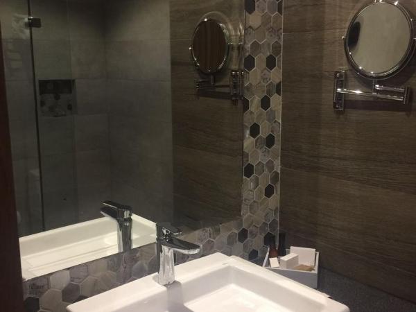 Hotel Real Maestranza : photo 10 de la chambre chambre double standard