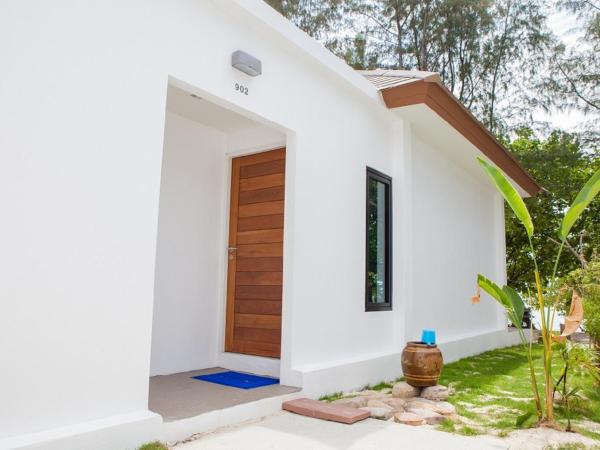 Paradise Resort Phi Phi-SHA Plus : photo 1 de la chambre villa côté plage - salle de bains extérieure