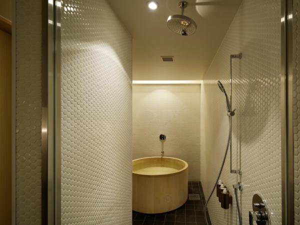 hotel kanra kyoto : photo 1 de la chambre chambre lits jumeaux de luxe avec zone de tatami - bâtiment principal