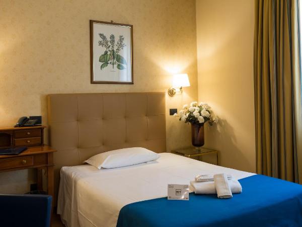 Hotel Lombardia : photo 1 de la chambre chambre simple