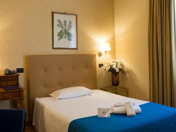 Hotel Lombardia : photo 2 de la chambre chambre simple