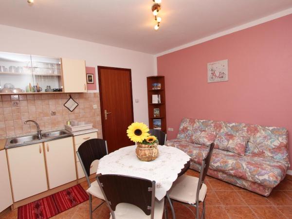 Rooms and Apartment Sanja : photo 7 de la chambre appartement 2 chambres avec terrasse