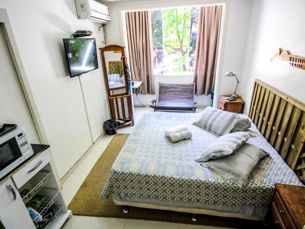 Baixo Copa Guest House : photo 6 de la chambre chambre double supérieure avec salle de bains privative