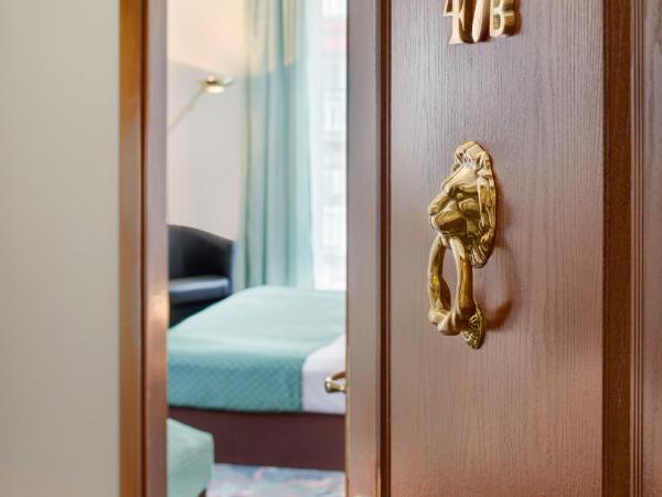 Hotel Otar : photo 1 de la chambre chambre triple