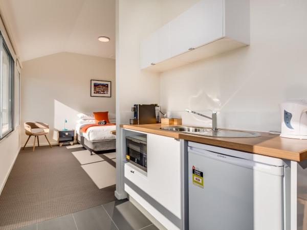 Salamanca Galleria Apartments : photo 4 de la chambre appartement lit queen-size 5