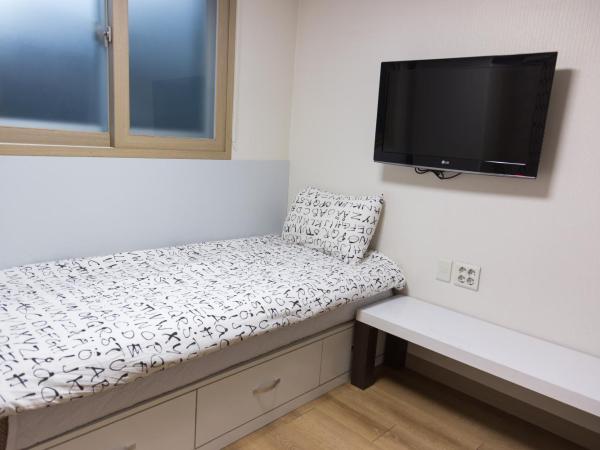 Zaza Backpackers hostel : photo 3 de la chambre chambre simple