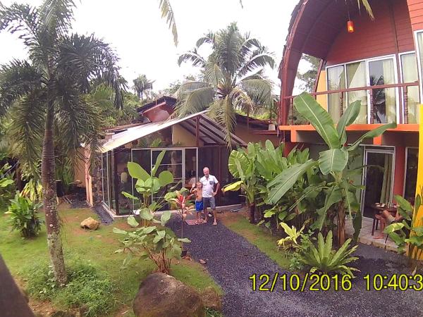 RELAX ECO Life Center - Khao lak : photo 6 de la chambre villa supérieure