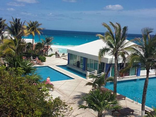 Cancun Beach ApartHotel by Solymar : photo 7 de la chambre appartement avec balcon