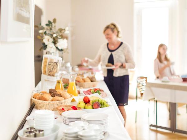 Hotel Am Weberplatz : photo 8 de la chambre appartement confort
